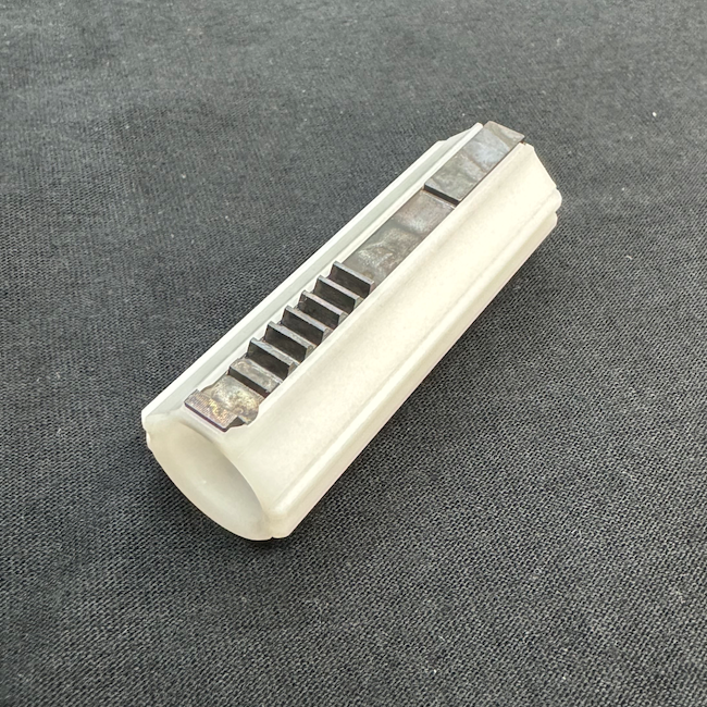 Retro Arms Airsoft AEG CNC POM 9 Steel Teeth Piston - White (GG10-01)