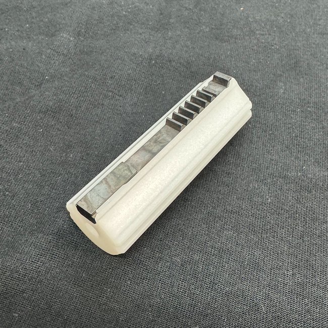 Retro Arms Airsoft AEG CNC POM 9 Steel Teeth Piston - White (GG10-01)